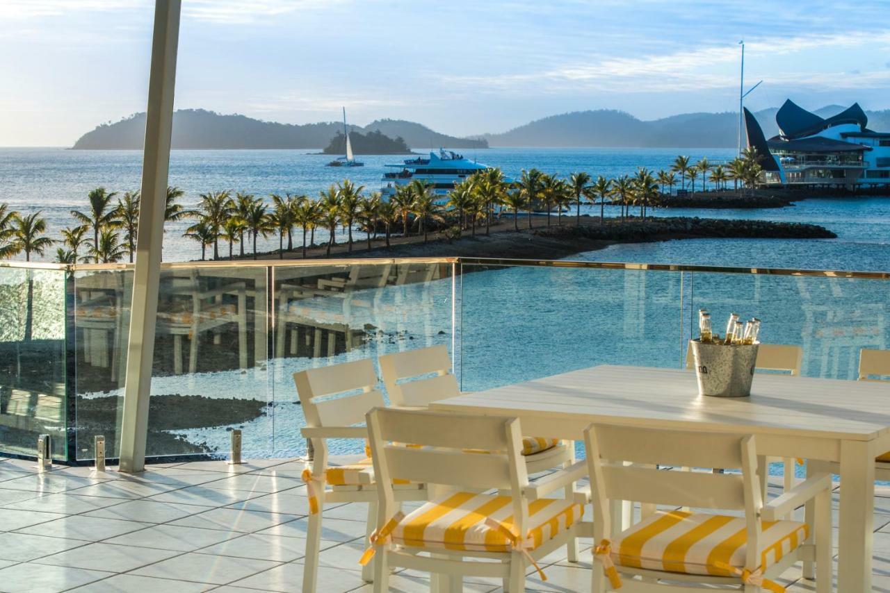 Pavillions Penthouse 25 - Luxury Waterfront Apartment With Private Roof Top Pool And Buggy 해밀턴아일랜드 외부 사진