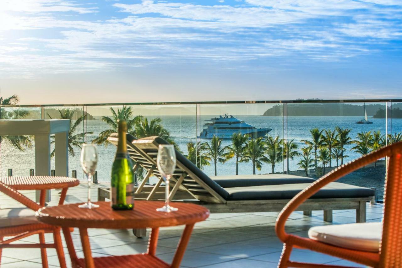 Pavillions Penthouse 25 - Luxury Waterfront Apartment With Private Roof Top Pool And Buggy 해밀턴아일랜드 외부 사진